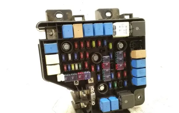 Hyundai Santa Fe Fuse module