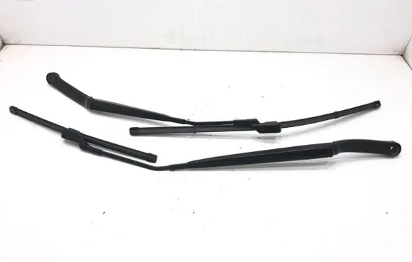 Fiat Tipo Front wiper blade arm
