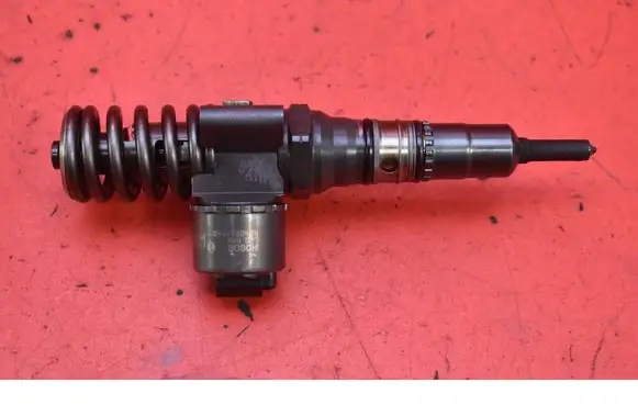 Skoda Octavia Mk2 (1Z) Fuel injector 03G130073G