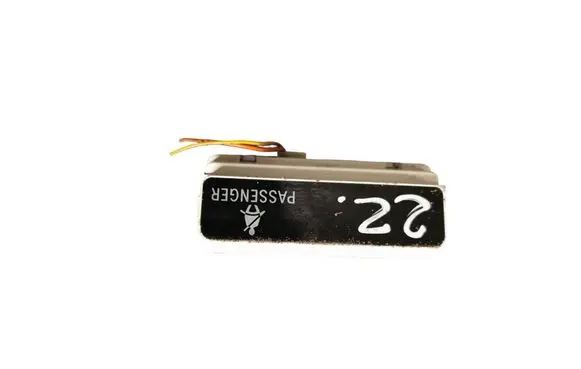 Toyota Prius (NHW20) Passenger airbag on/off switch 8395047010 810273