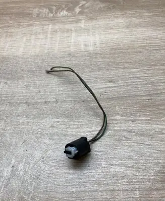 BMW 5 F10 F11 Plug wire 1718555 17185551