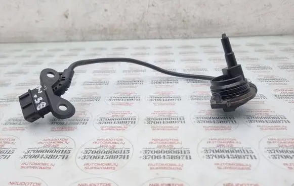 Volkswagen PASSAT B5.5 Reversing light switch sensor 012919823F