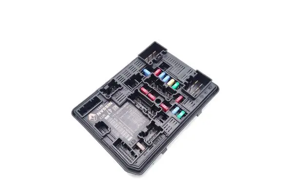 Renault Clio V Fuse module 284B74633R
