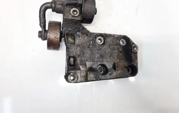 BMW 5 E39 Engine mounting bracket 64552247421 6455-2247421