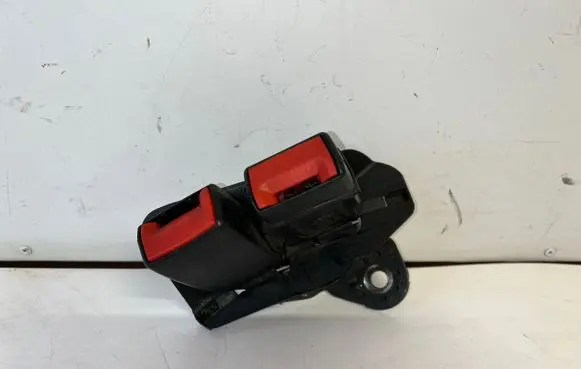 Audi A6 S6 C6 4F Middle seatbelt buckle (rear) 4F0857739D