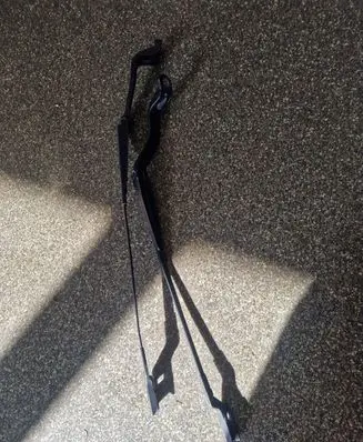 Ford S-MAX Front wiper blade arm