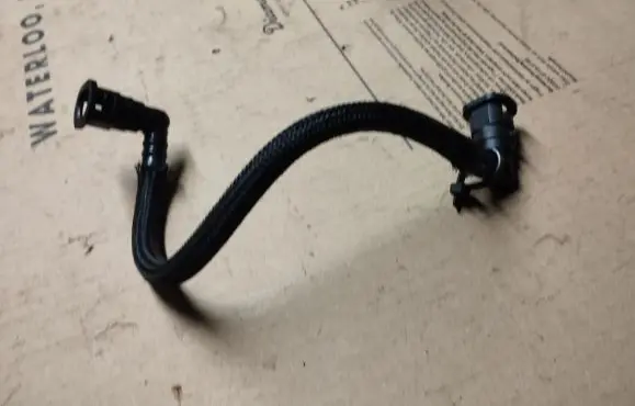 Fuel return line/hose