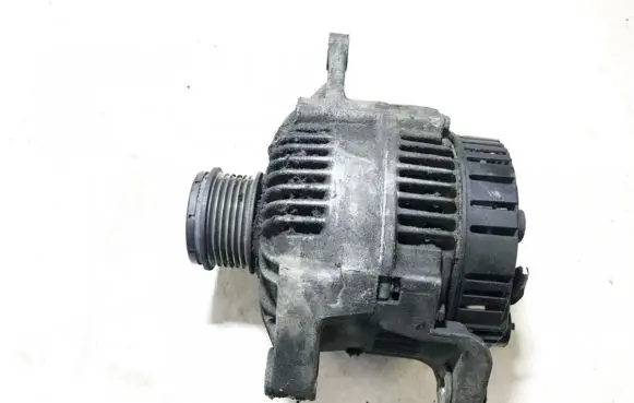 Volvo S40, V40 Generator/alternator 7700431945 2542315a