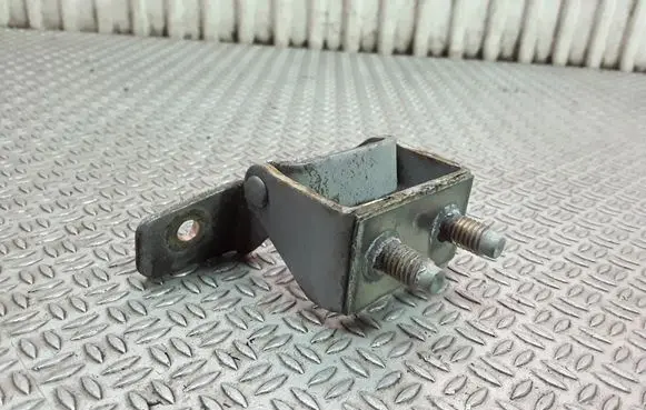 KIA Cerato Tailgate/trunk/boot hinge