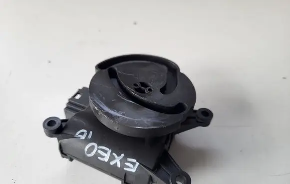 Seat Exeo (3R) A/C air flow flap actuator/motor 8E2820511C