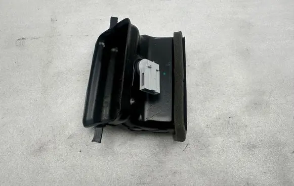 Audi A4 S4 B9 Cabin air duct channel 8W0857042