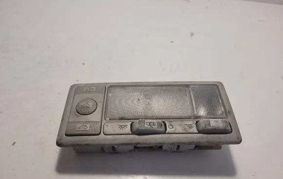 Volkswagen PASSAT B4 Front seat light 1h0947111