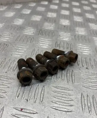 BMW 5 F10 F11 Nuts/bolts 