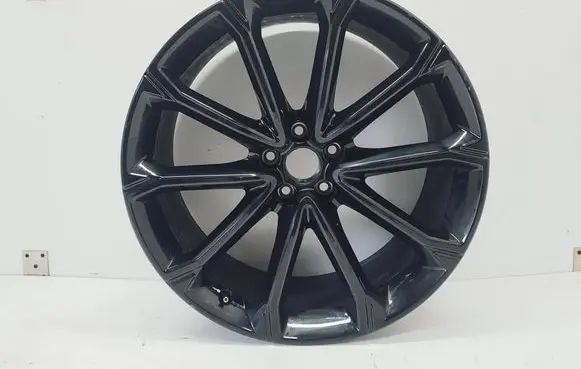 Audi Q3 F3 R21 alloy rim 83A601025AK