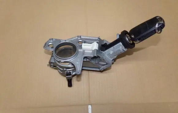 Opel Astra H Ignition lock 93181315