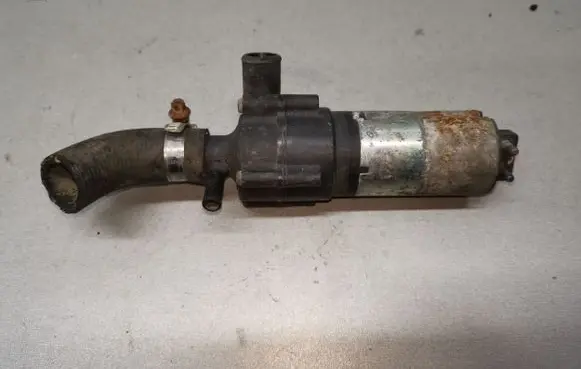 Mercedes-Benz E W210 Electric auxiliary coolant/water pump