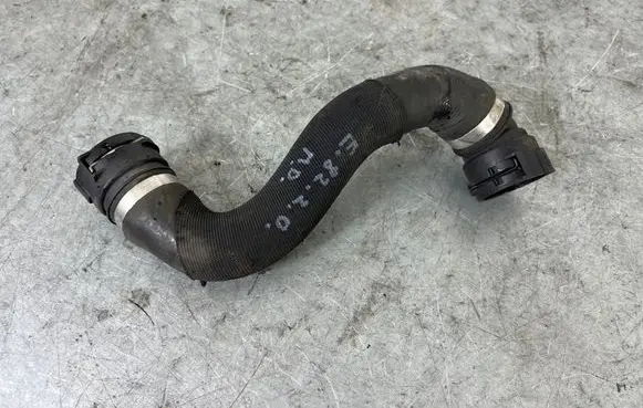 BMW 1 E82 E88 Engine coolant pipe/hose 7796870