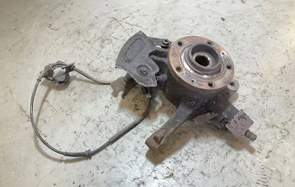 Peugeot Expert Front wheel hub