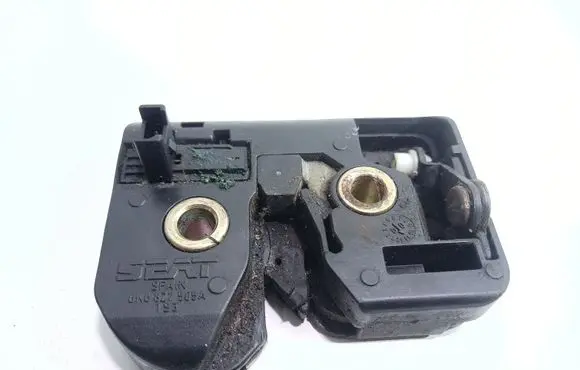 Seat Ibiza II (6k) Tailgate/trunk/boot lock/catch/latch 6K6827505A