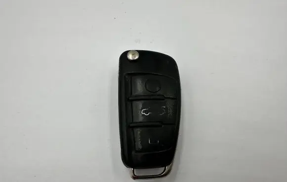 Audi A3 S3 8P Ignition key/card 8P0837220D