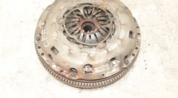 Volkswagen PASSAT B7 Clutch set kit 03C141025F