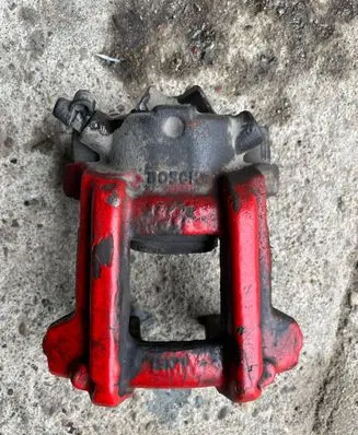 BMW 1 F20 F21 Front brake caliper 09104