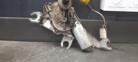 Ford Mondeo MK II Rear window wiper motor 97BG17K441W1A