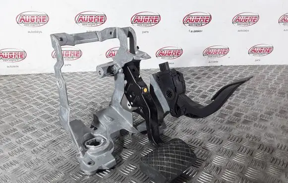 Audi Q5 SQ5 Pedal assembly 8K1721117 8K1723523