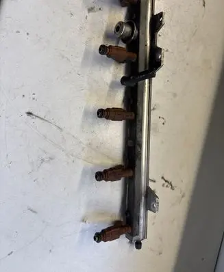 Volvo S80 Fuel main line pipe 9202710 0391146