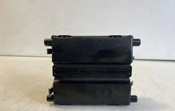 Mercedes-Benz EQC Air conditioning/heating control unit A0009002827