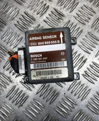 Audi A4 S4 B5 8D Airbag control unit/module 8A0959655B 0285001037 96T03021173