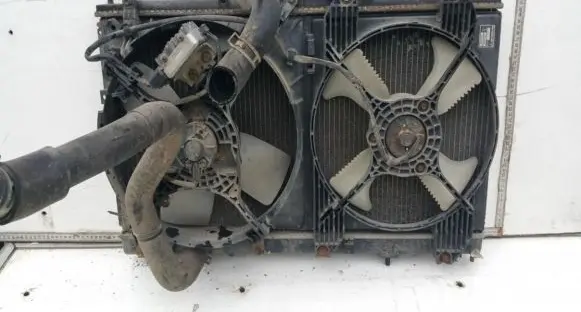 Mitsubishi Galant Coolant radiator