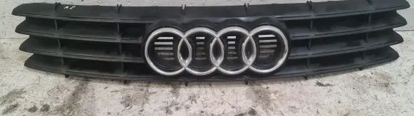 Front bumper upper radiator grill