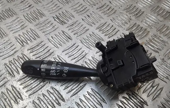 Toyota Yaris Wiper switch 173647