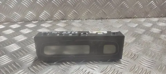 Renault Laguna II Screen/display/small screen P8200361582