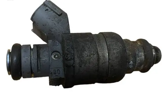 Skoda Octavia Mk2 (1Z) Fuel injector 06A906031BT