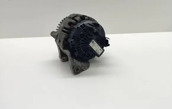 BMW 5 E60 E61 Generator/alternator 7799204 7799204AI03
