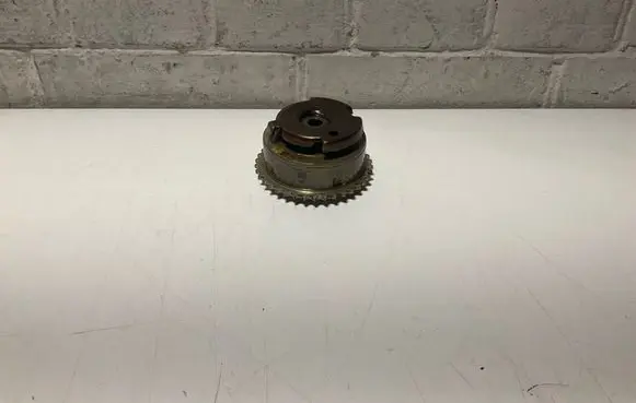 BMW 3 E92 E93 Camshaft pulley/ VANOS 7578877 7583203