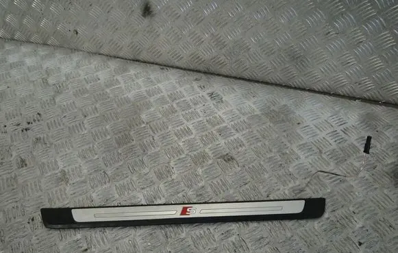 Audi A4 S4 B9 Dash center air vent grill