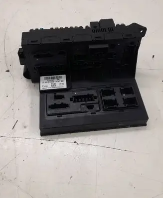 Mercedes-Benz E W211 SAM control unit 2115456201 V03133A32064280033