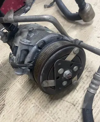 Land Rover Range Rover Sport L494 Air conditioning (A/C) compressor (pump) 9X2319D629DA