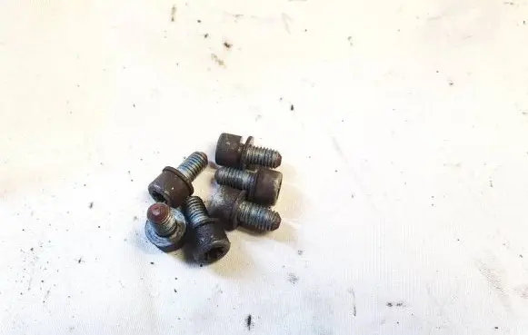 Fiat Doblo Nuts/bolts 