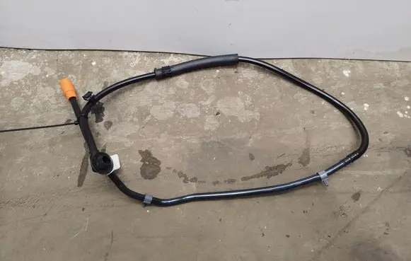 Ford Explorer VI Brake vacuum hose/pipe LB5BS501A95AA