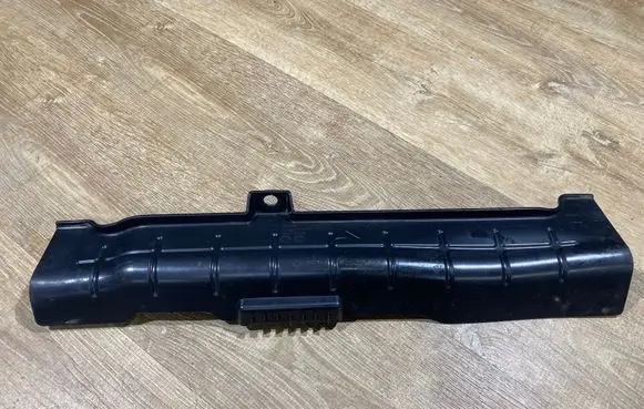 Land Rover Evoque II Front sill trim cover K8D2101173A