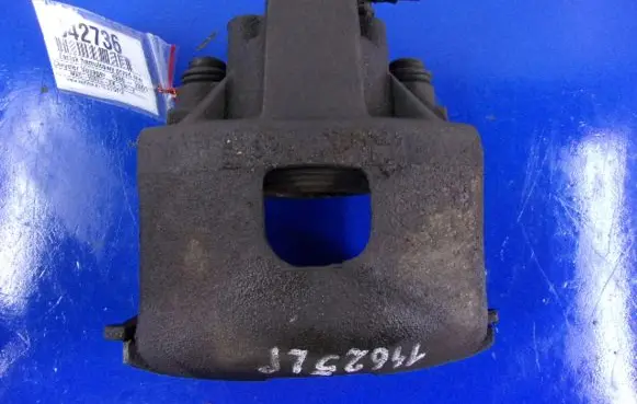 Chrysler Grand Voyager III Front brake caliper
