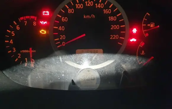 Speedometer (instrument cluster)