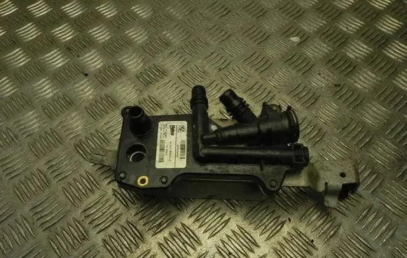 Engine oil radiator
