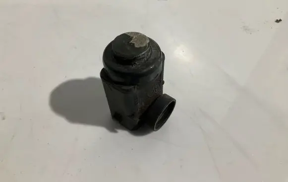 Mercedes-Benz E W211 Front parking sensor holder (PDC) 0015427418 0263003167