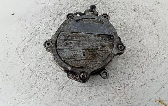 Vacuum pump