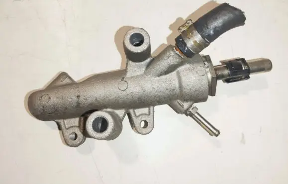Opel Astra H Fuel pressure regulator 55202754